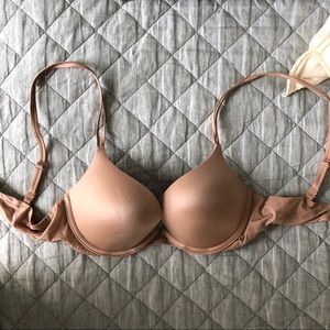 Victoria’s Secret Nude Push Up 32C
